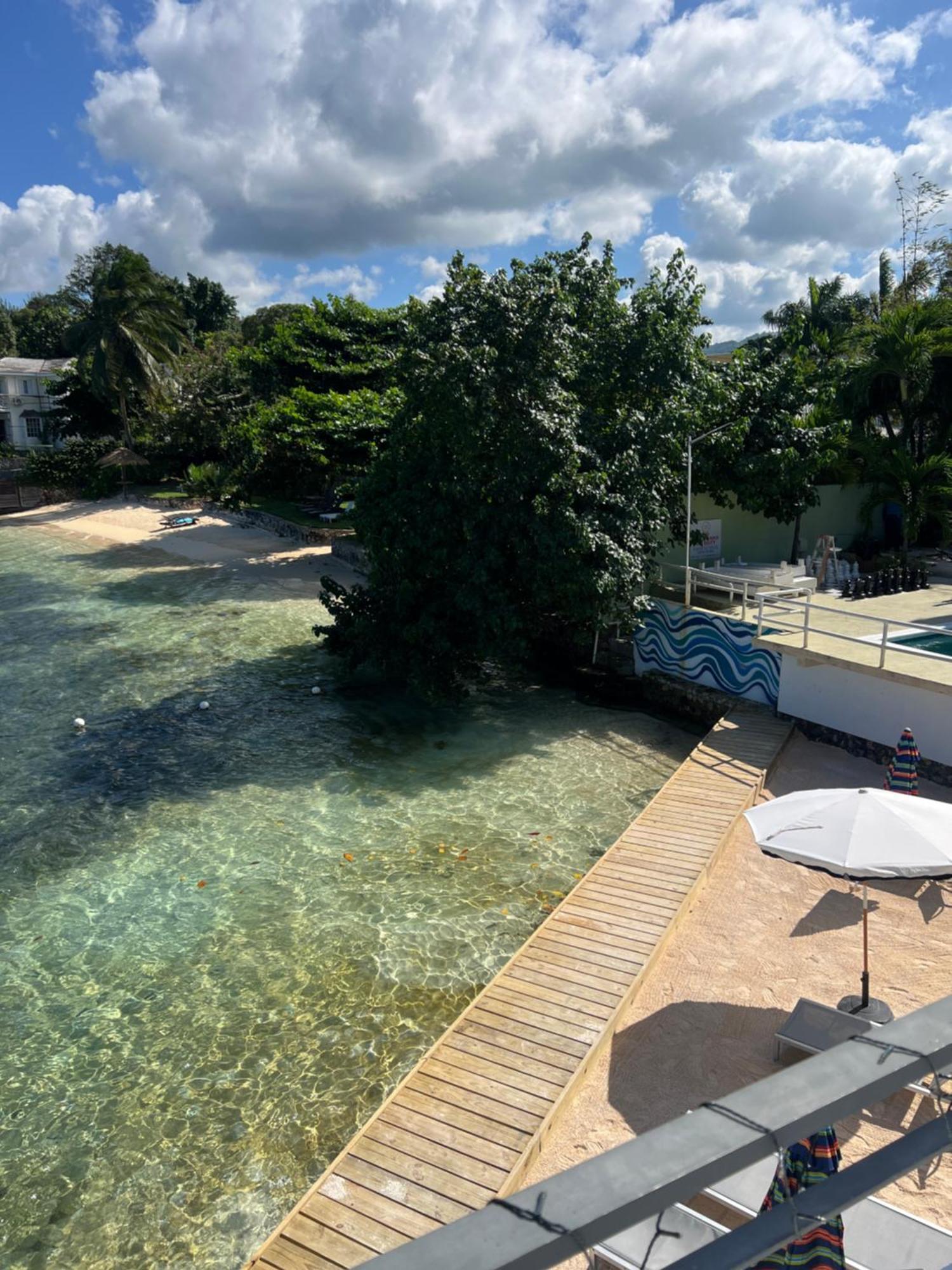 Hotel Ocean Palms Ocho Rios Esterno foto