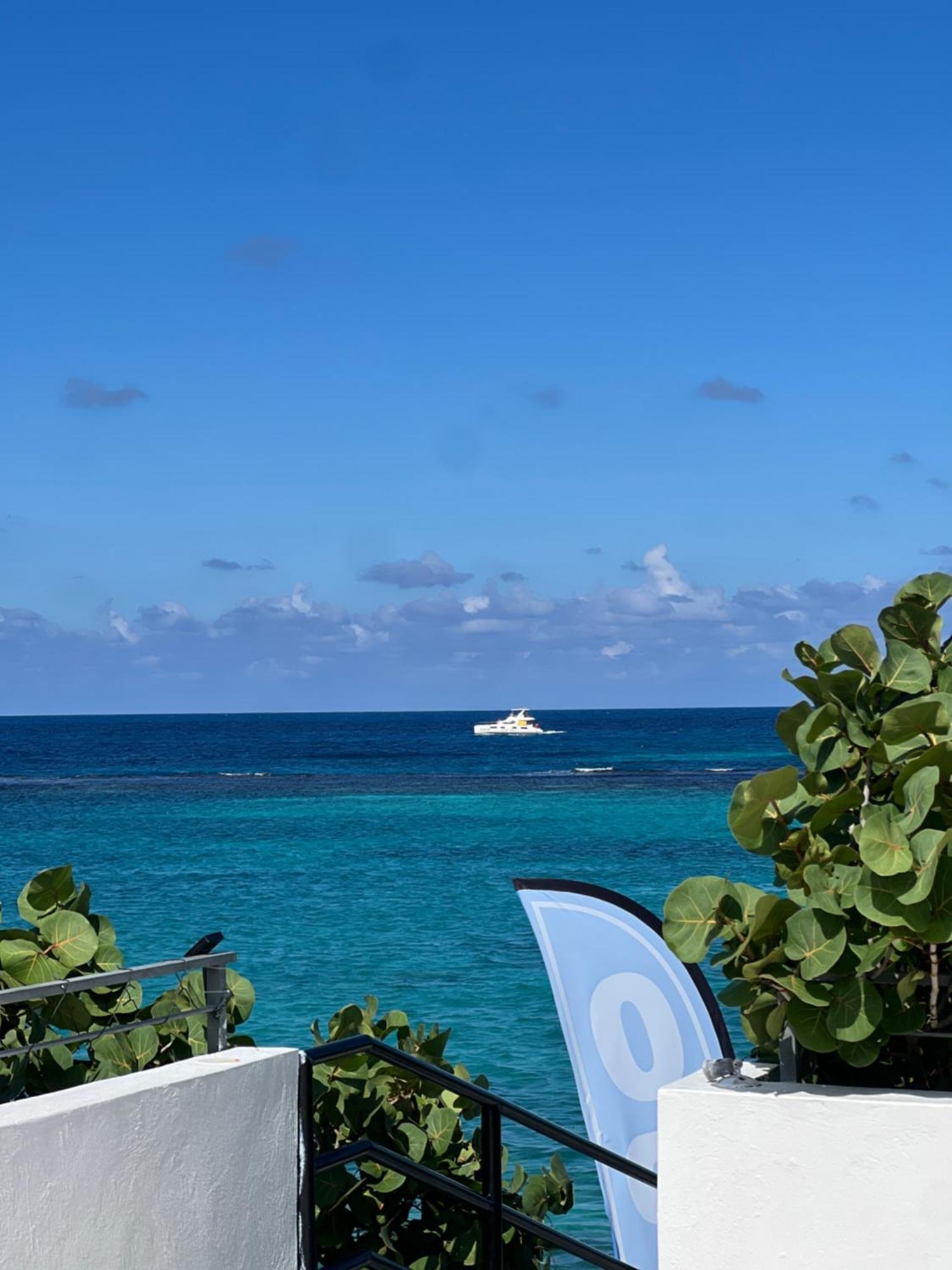 Hotel Ocean Palms Ocho Rios Esterno foto
