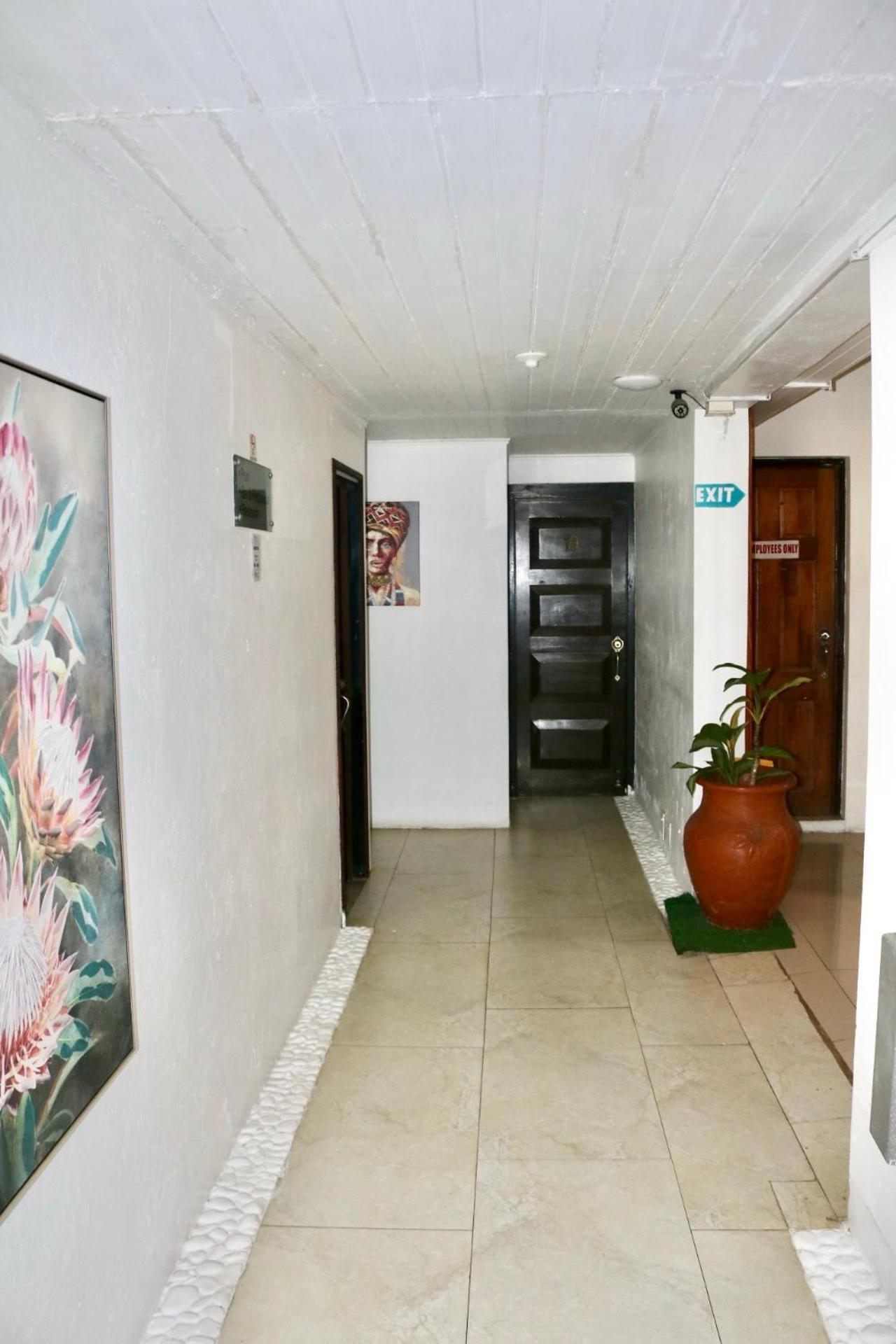 Hotel Ocean Palms Ocho Rios Esterno foto